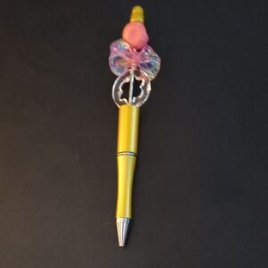 Elegant Gold and Pink Butterfly Pen